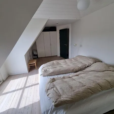 Townhouse With Lovely Patio In The Historic Quarter 7 Day Minimum