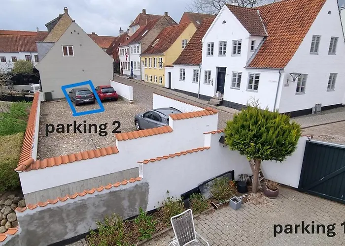 Townhouse With Lovely Patio In The Historic Quarter 7 Day Minimum וילה *