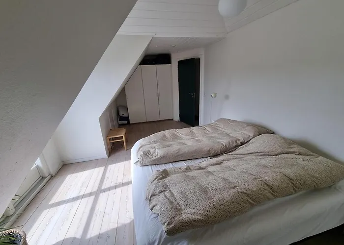 Townhouse With Lovely Patio In The Historic Quarter 7 Day Minimum